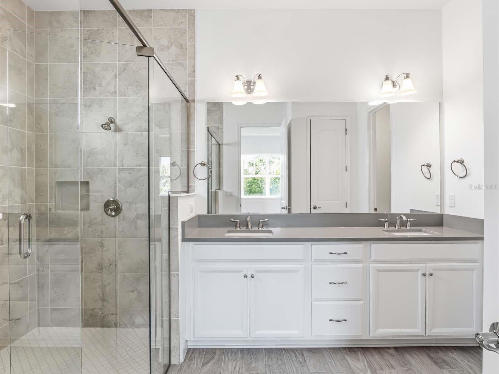 Owners Bath - 13355 BROMBOROUGH DR, ORLANDO