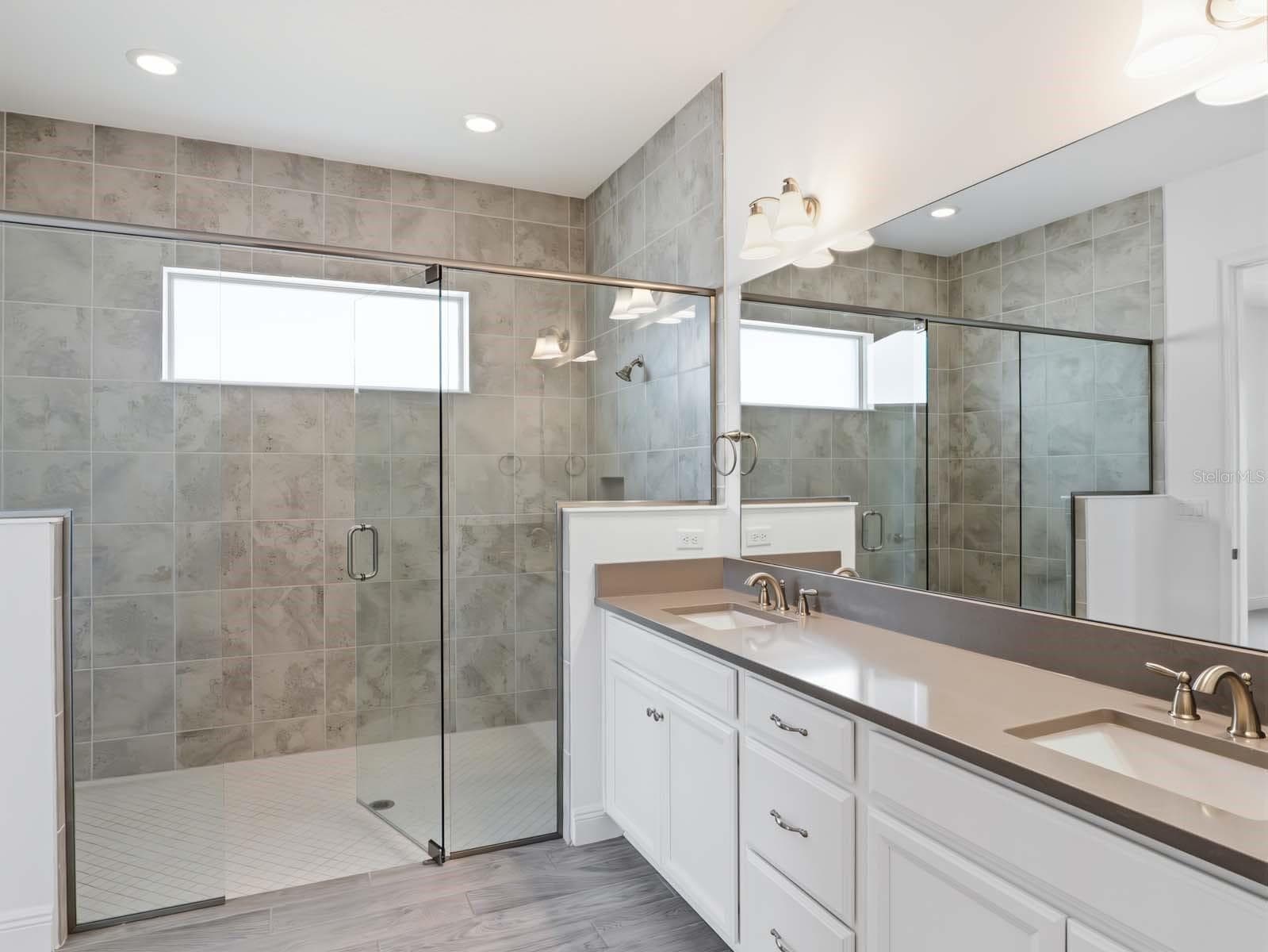 Owners Bath - 13355 BROMBOROUGH DR, ORLANDO