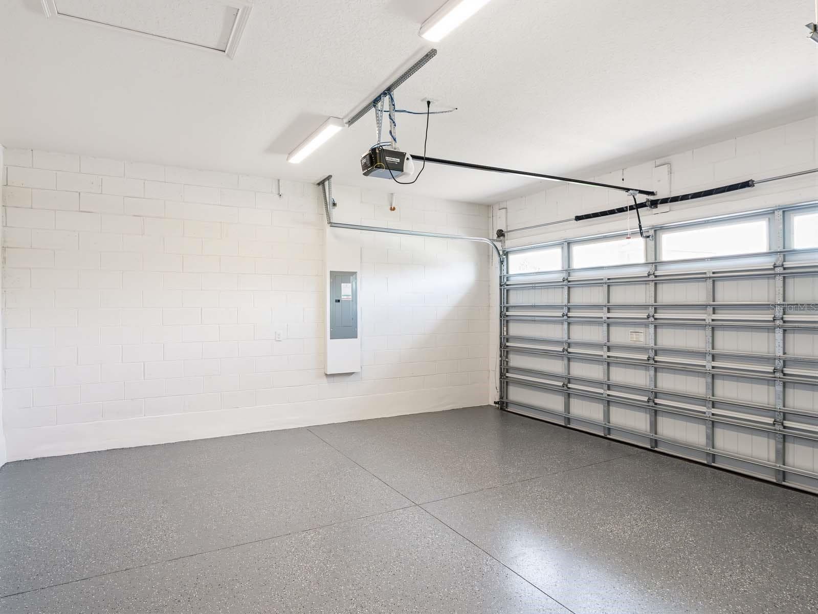 Garage - 13355 BROMBOROUGH DR, ORLANDO