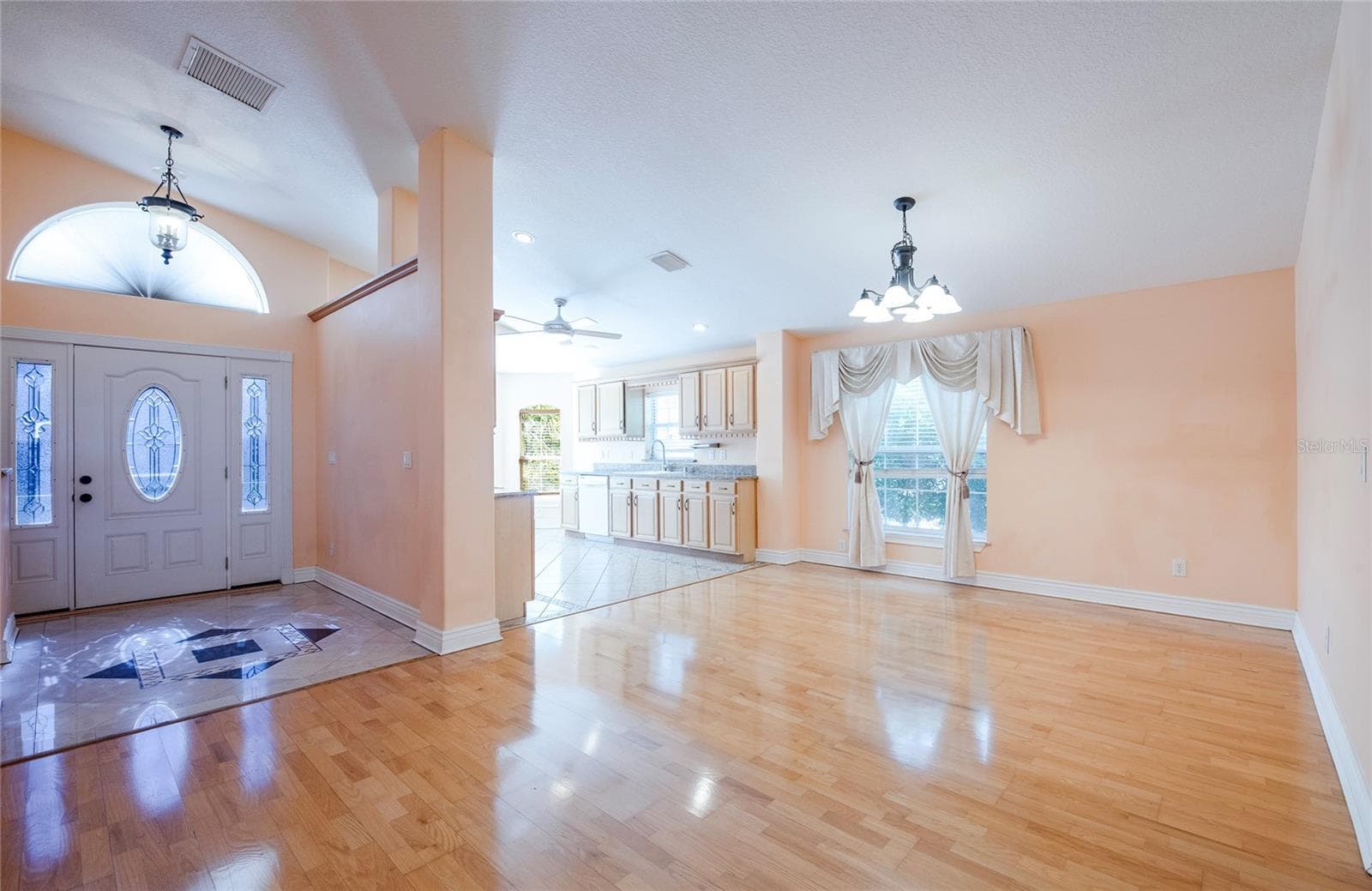 Dining room. (3) - 1150 OAKWOOD DR, DUNEDIN