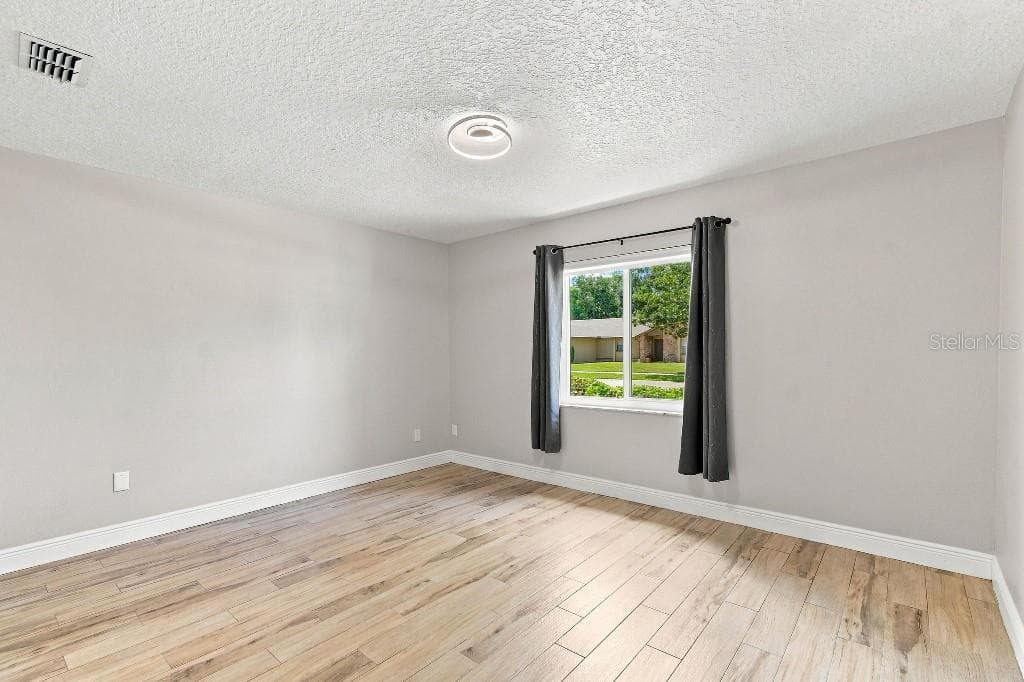 Single Family Residence at 1660 GLADIOLAS DR, WINTER PARK, photo 10 of 37