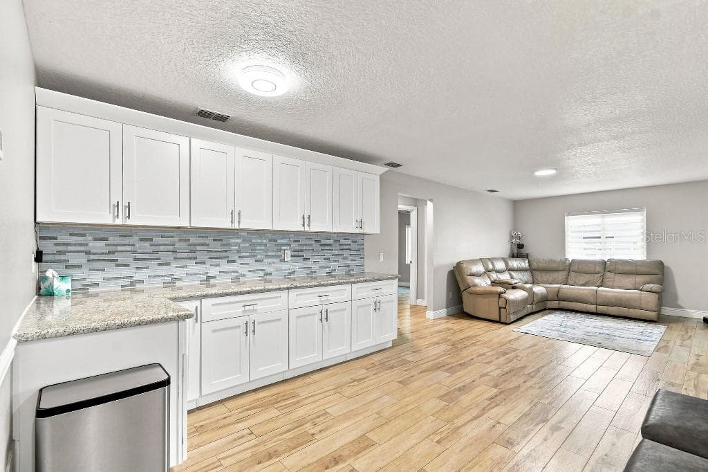 Single Family Residence at 1660 GLADIOLAS DR, WINTER PARK, photo 16 of 37