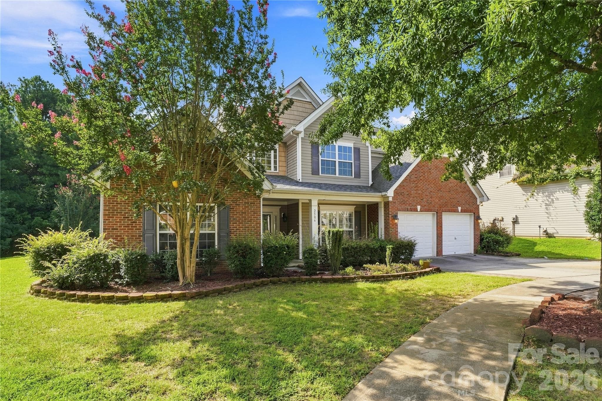 Single Family Residence at 2506 Greenspire Court, Charlotte, photo 8 of 47