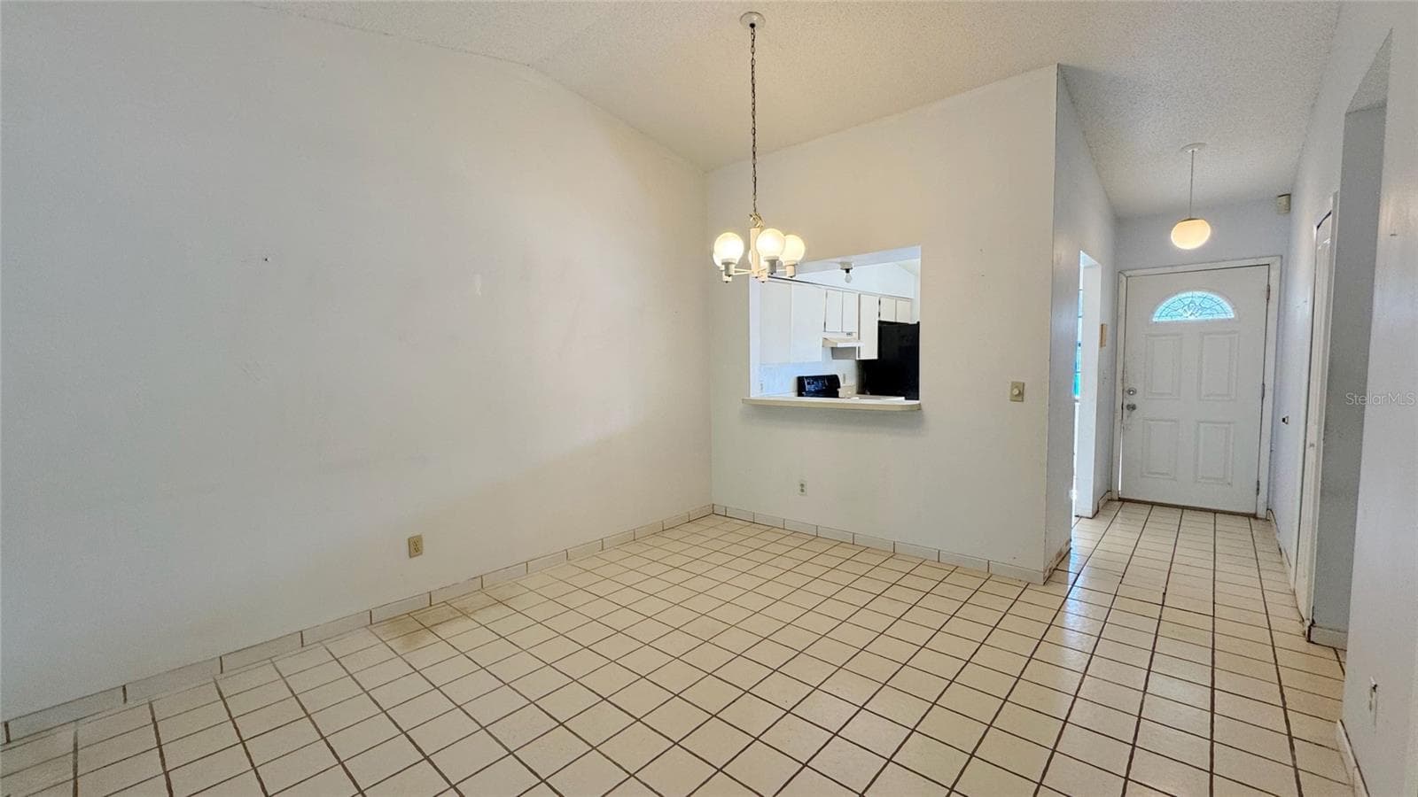 Half Duplex at 762 KINGS COVE CT, ORLANDO, photo 8 of 14