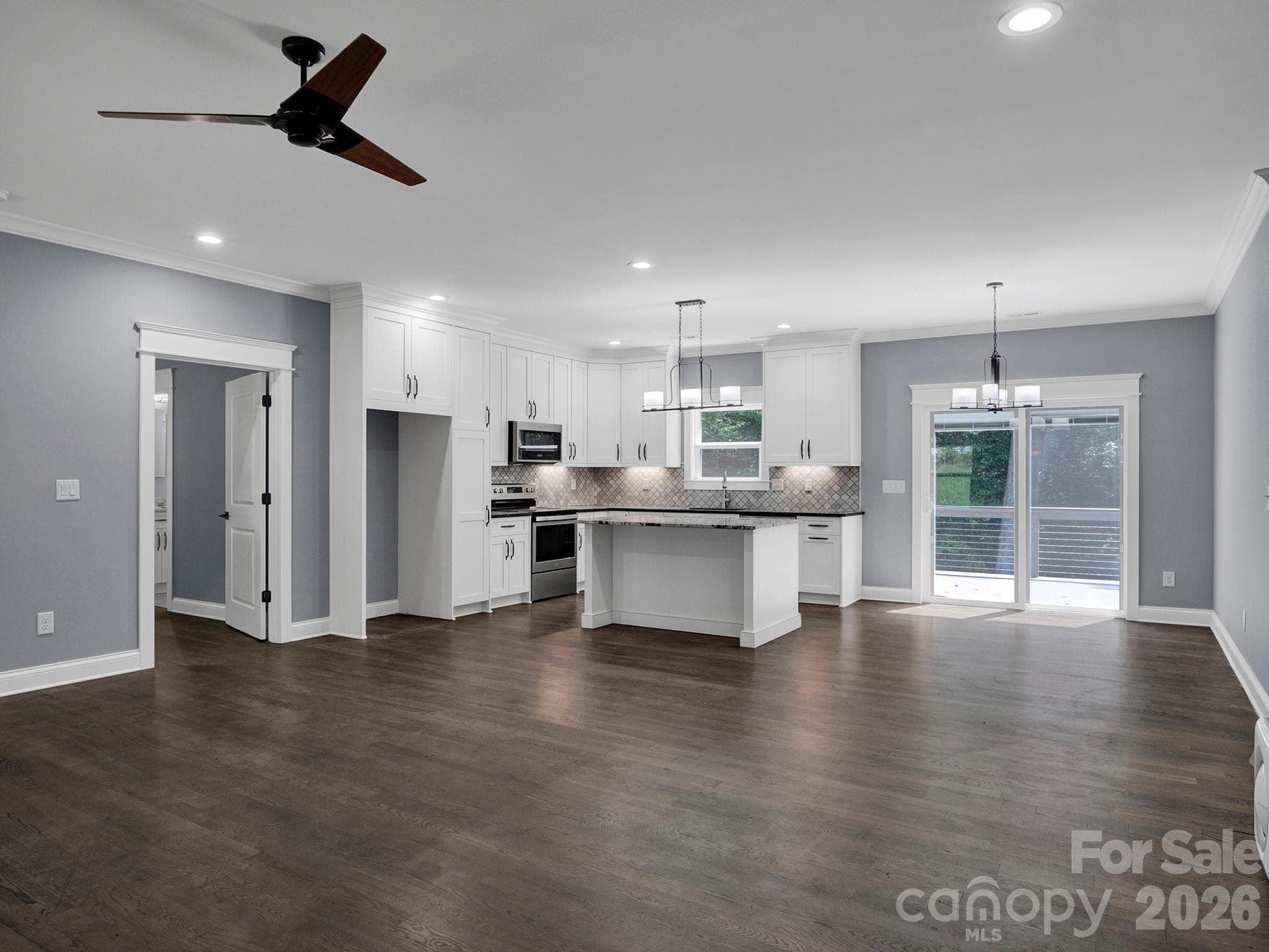 Single Family Residence at 216 Paradise Drive, Belmont, photo 3 of 44