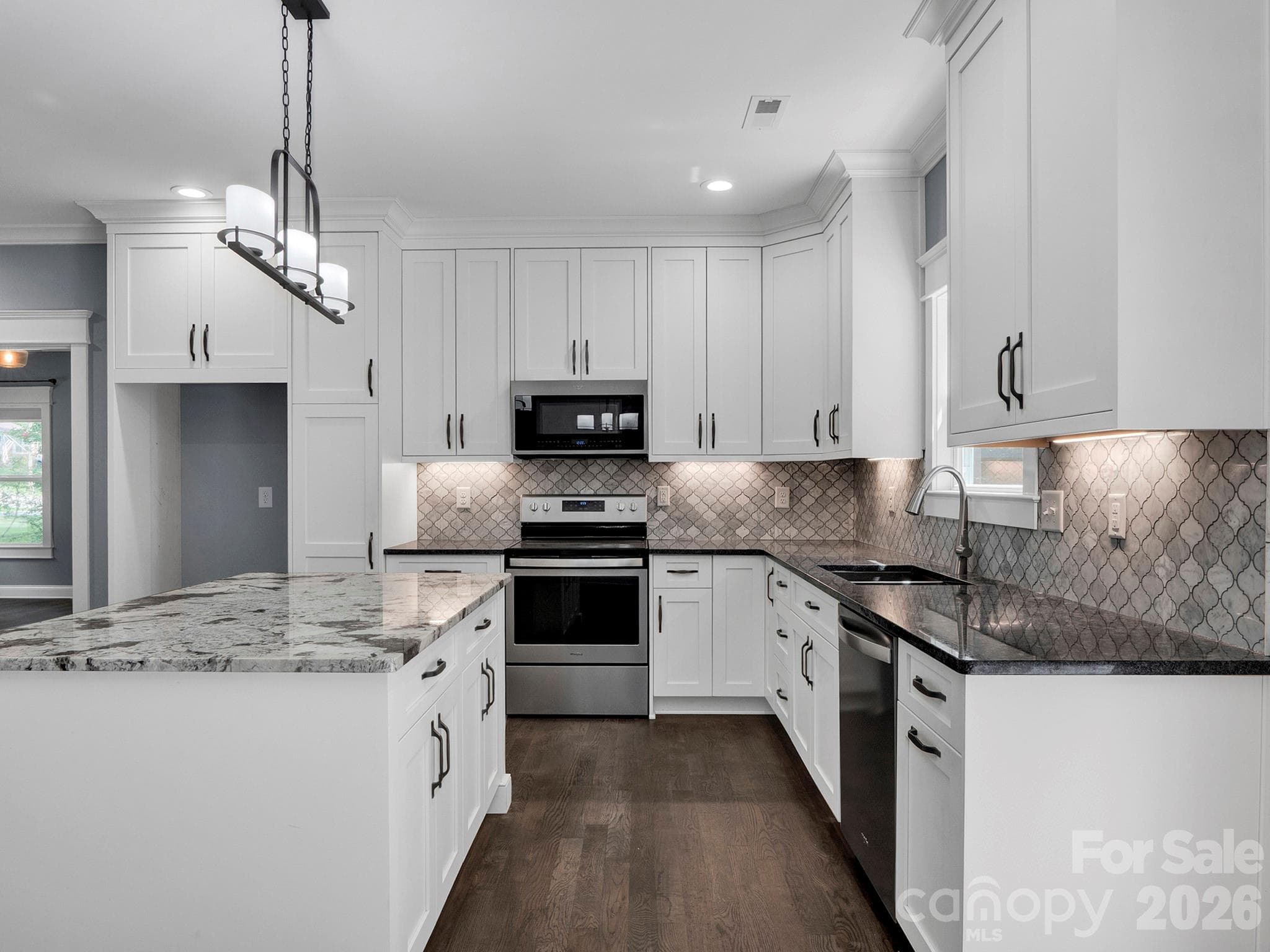 Single Family Residence at 216 Paradise Drive, Belmont, photo 9 of 44