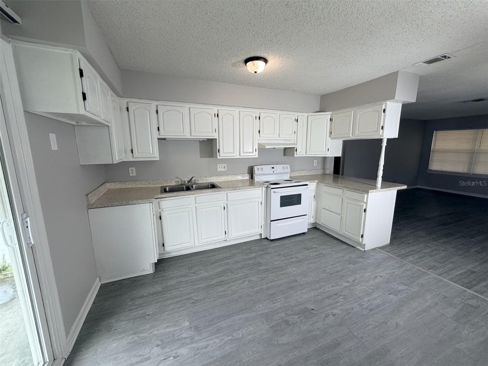Condominium at 5328 WHITEWAY DR, TEMPLE TERRACE, photo 16 of 24