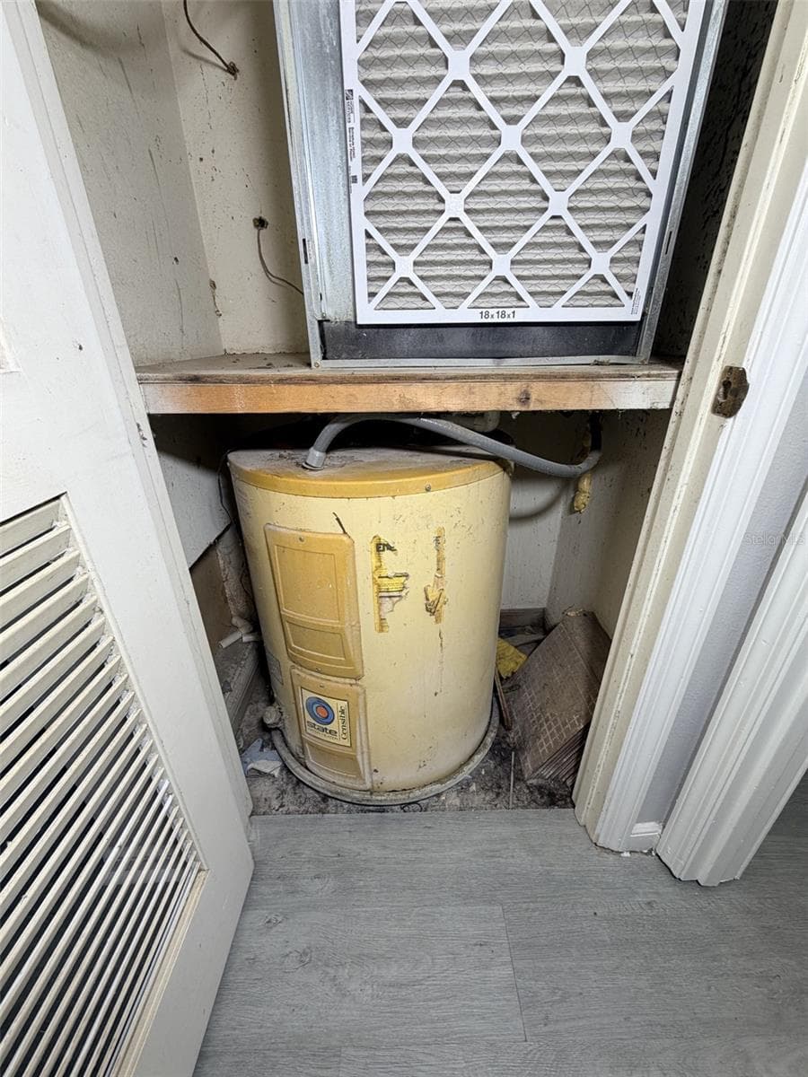 Condominium at 5328 WHITEWAY DR, TEMPLE TERRACE, photo 24 of 24