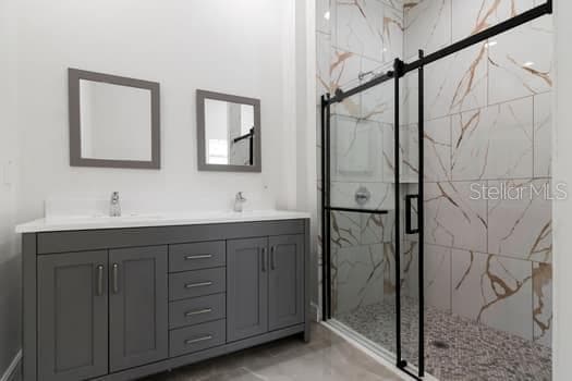 Master Bathroom - 1700 E ANNONA AVE, TAMPA