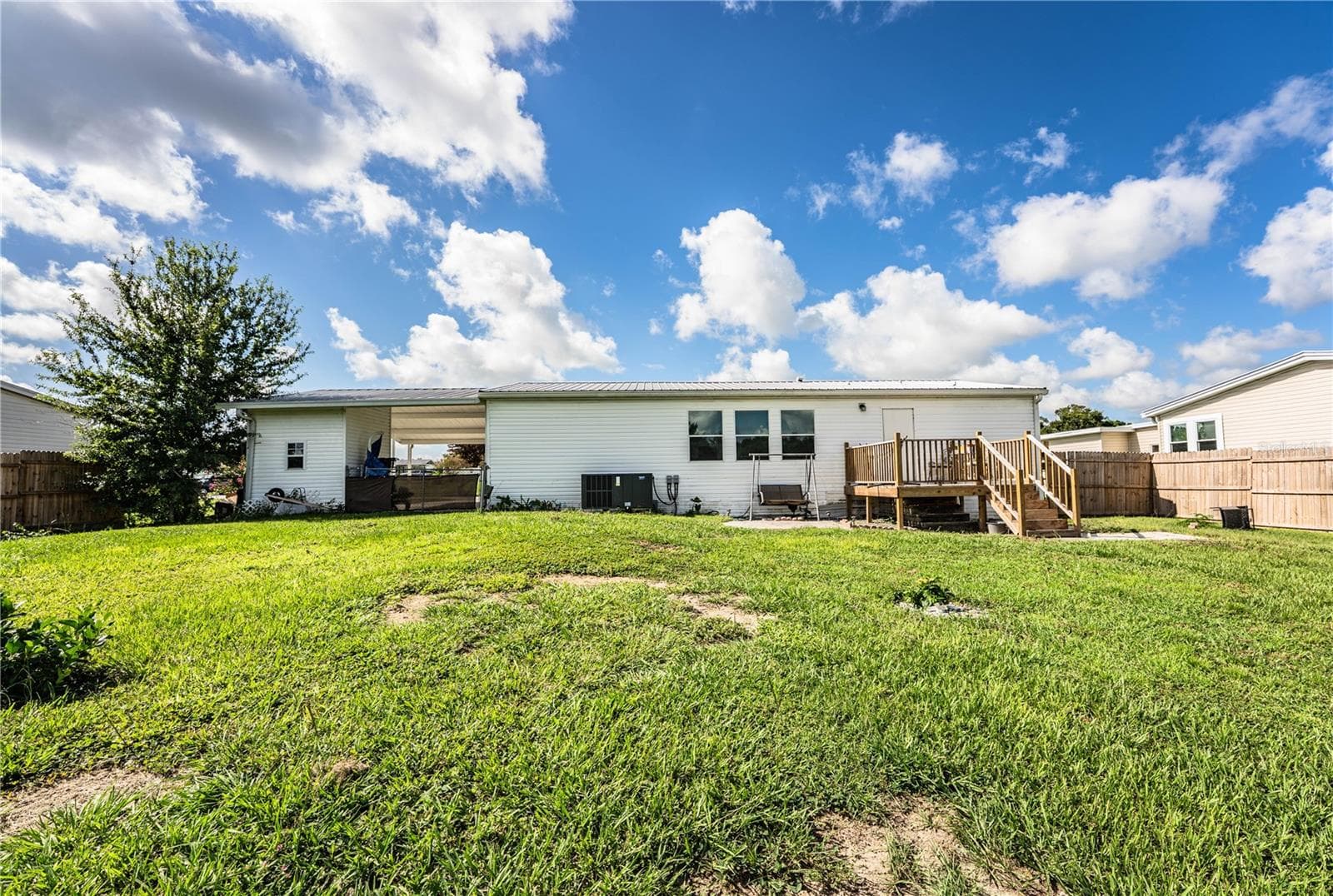 back yard - 487 LINDSEY DR, LAKELAND