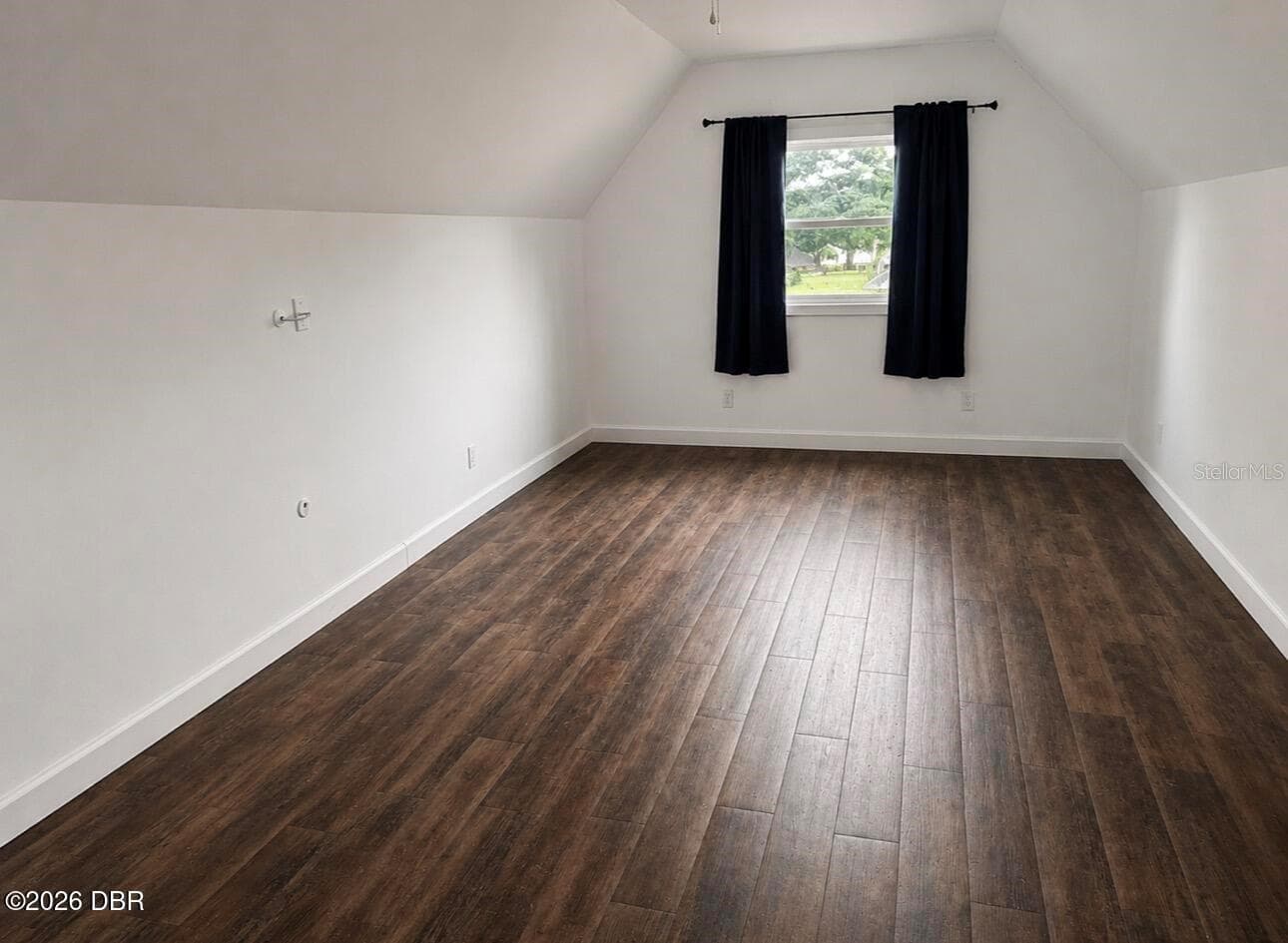 across from 3rd Flex Room is this Huge Family Space looking at front window - 31109 DEAL DR, MOUNT PLYMOUTH