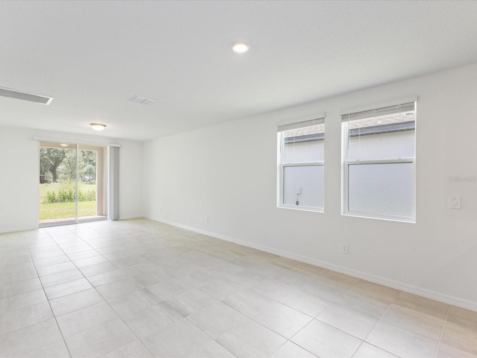 Photo is not of the actual home, but is an inspirational photo of builder’s model home and may depict options, furnishings, and/or decorator features that are not included. - 4542 EAGLE PERCH CT, ST CLOUD