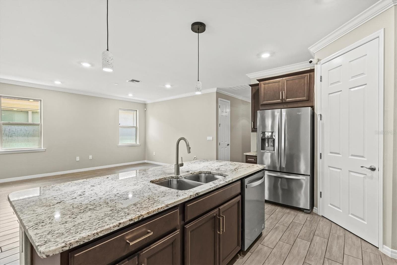 Single Family Residence at 308 SOLIERA ST, NOKOMIS, photo 8 of 44