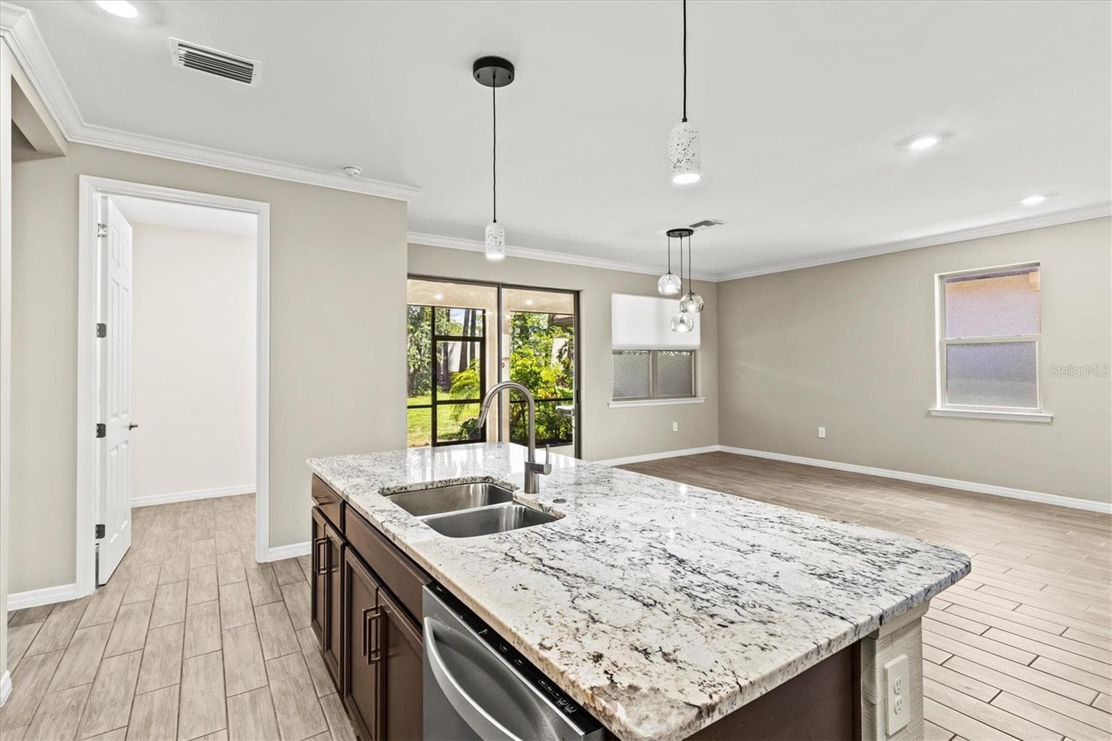 Single Family Residence at 308 SOLIERA ST, NOKOMIS, photo 9 of 44