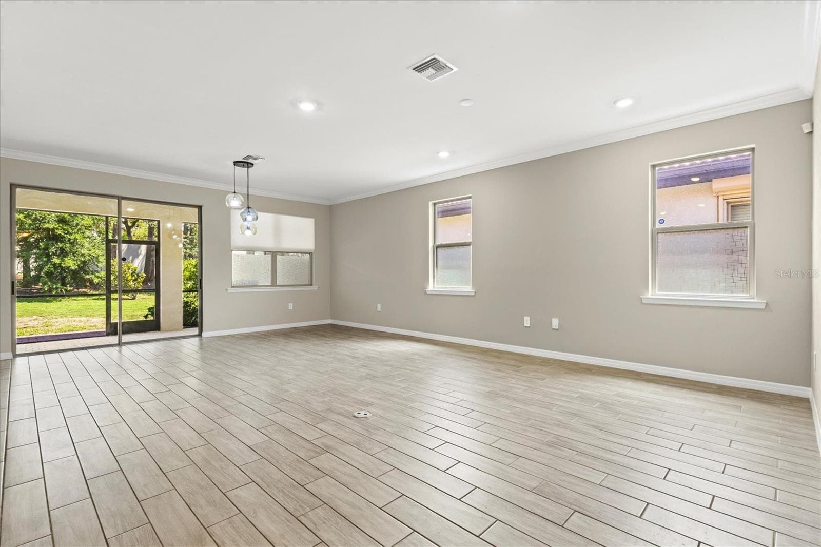 Single Family Residence at 308 SOLIERA ST, NOKOMIS, photo 12 of 44