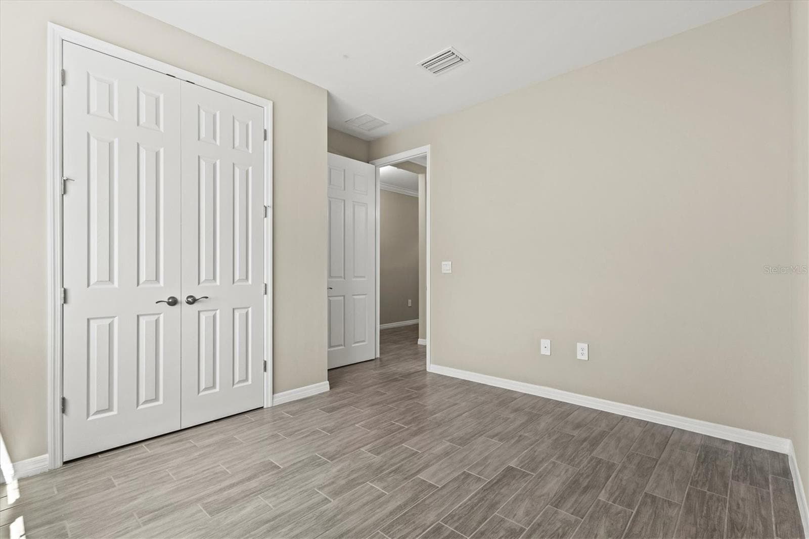Single Family Residence at 308 SOLIERA ST, NOKOMIS, photo 23 of 44