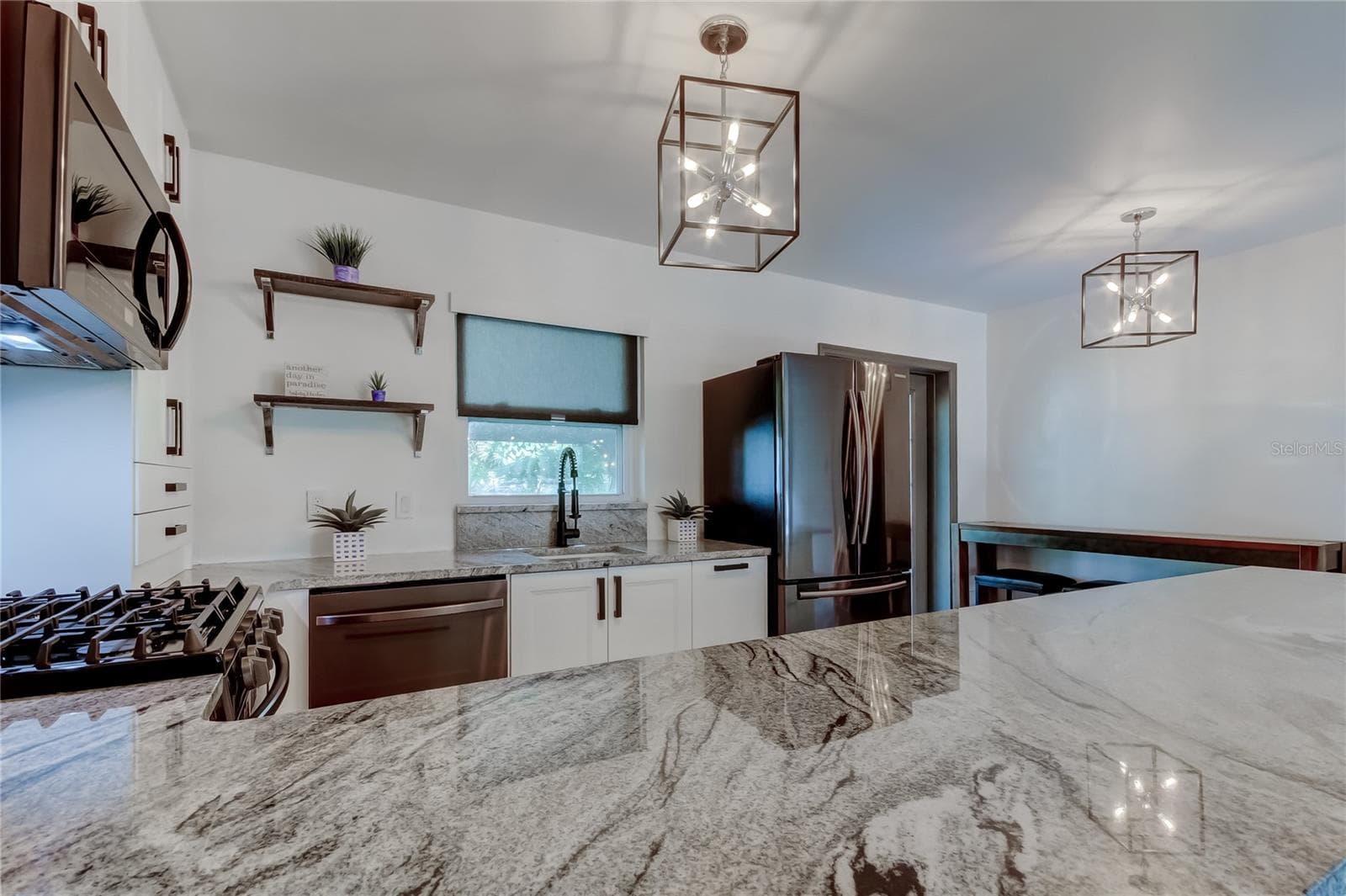 gorgeous granite countertops - 375 10TH AVE N, SAFETY HARBOR
