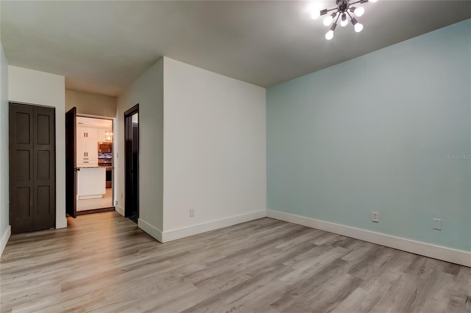 bonus/office/den - 375 10TH AVE N, SAFETY HARBOR