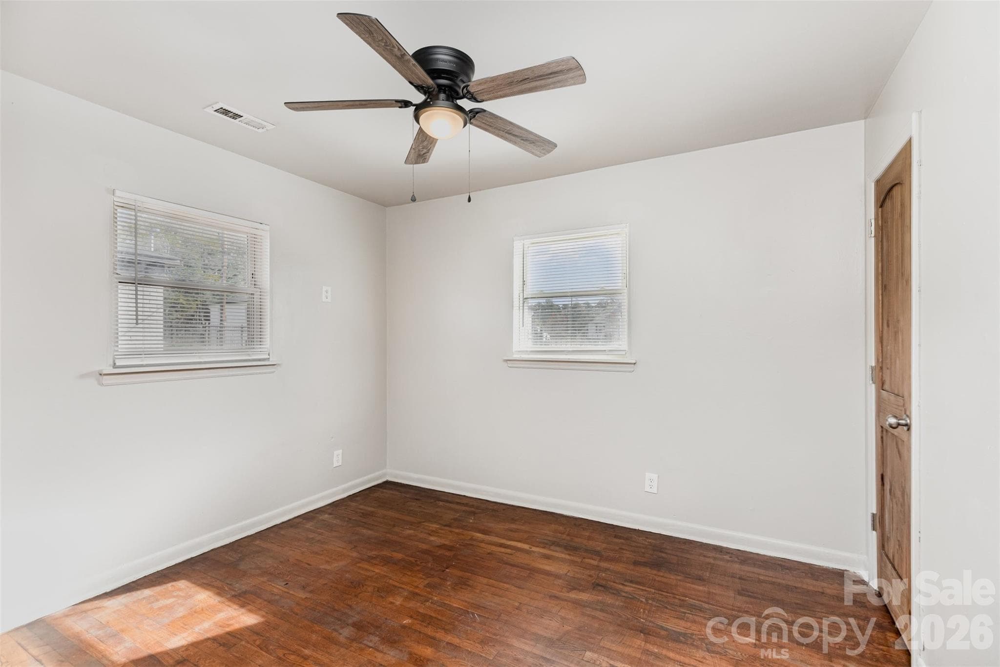 Apartment at 2301-2407 Julia Avenue, Charlotte, photo 11 of 13