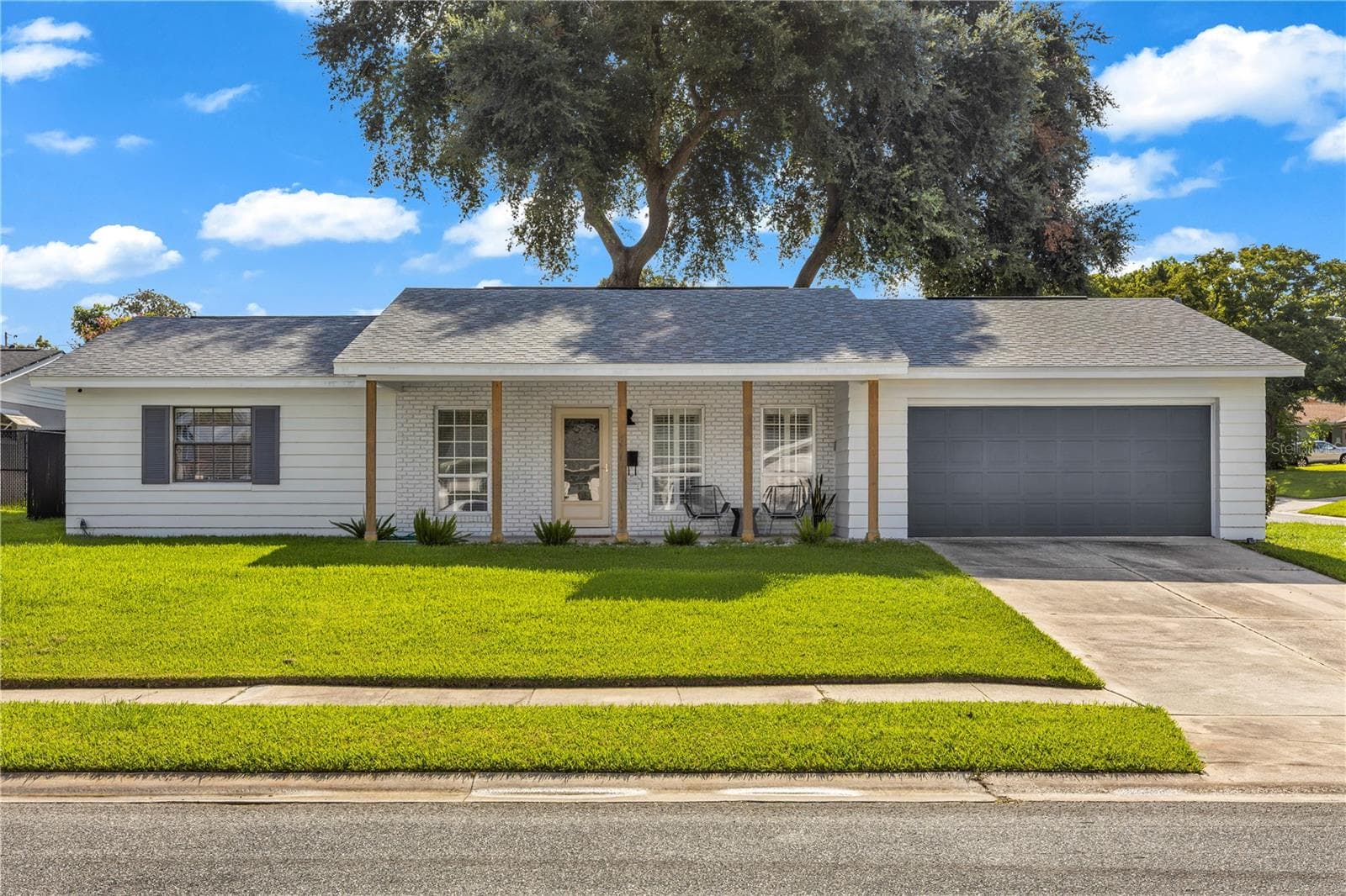 611 BRYAN CT