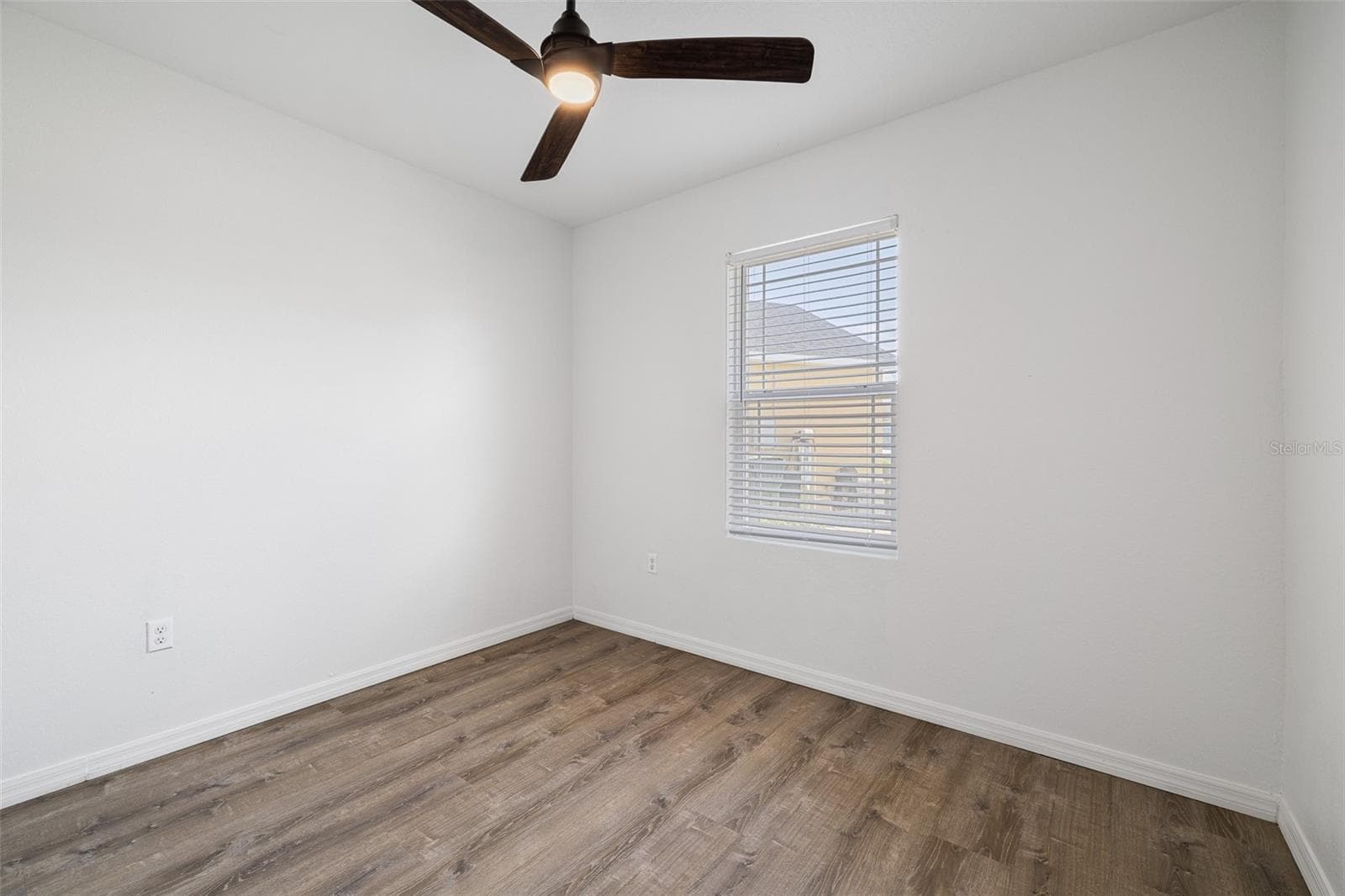 Single Family Residence at 3695 JULIUS ESTATES BLVD, WINTER HAVEN, photo 7 of 35