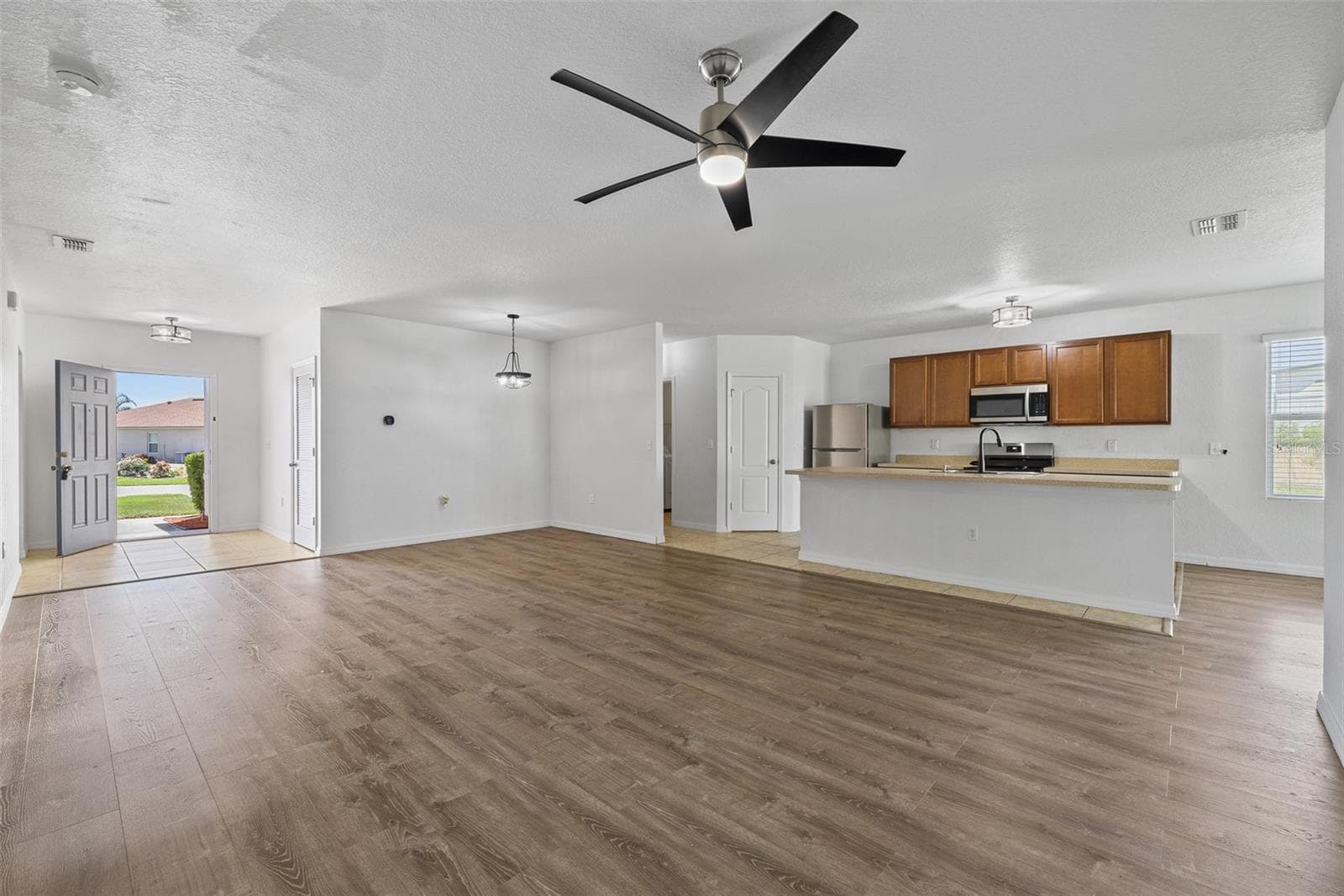 Single Family Residence at 3695 JULIUS ESTATES BLVD, WINTER HAVEN, photo 10 of 35