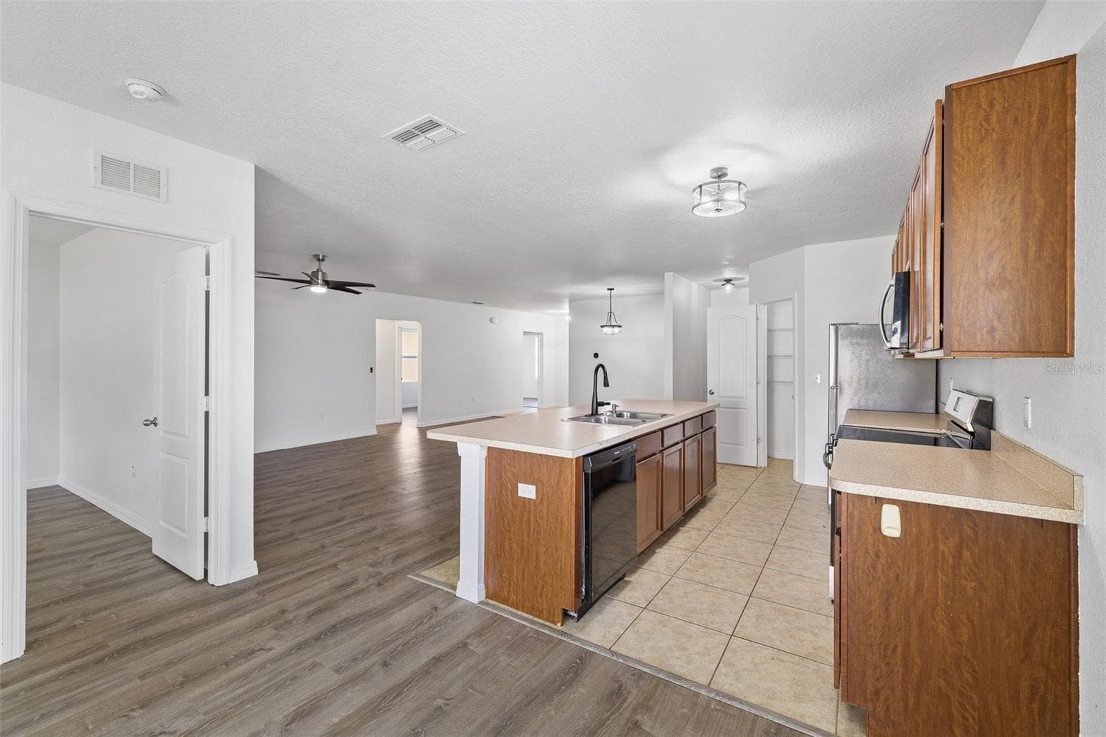 Single Family Residence at 3695 JULIUS ESTATES BLVD, WINTER HAVEN, photo 13 of 35