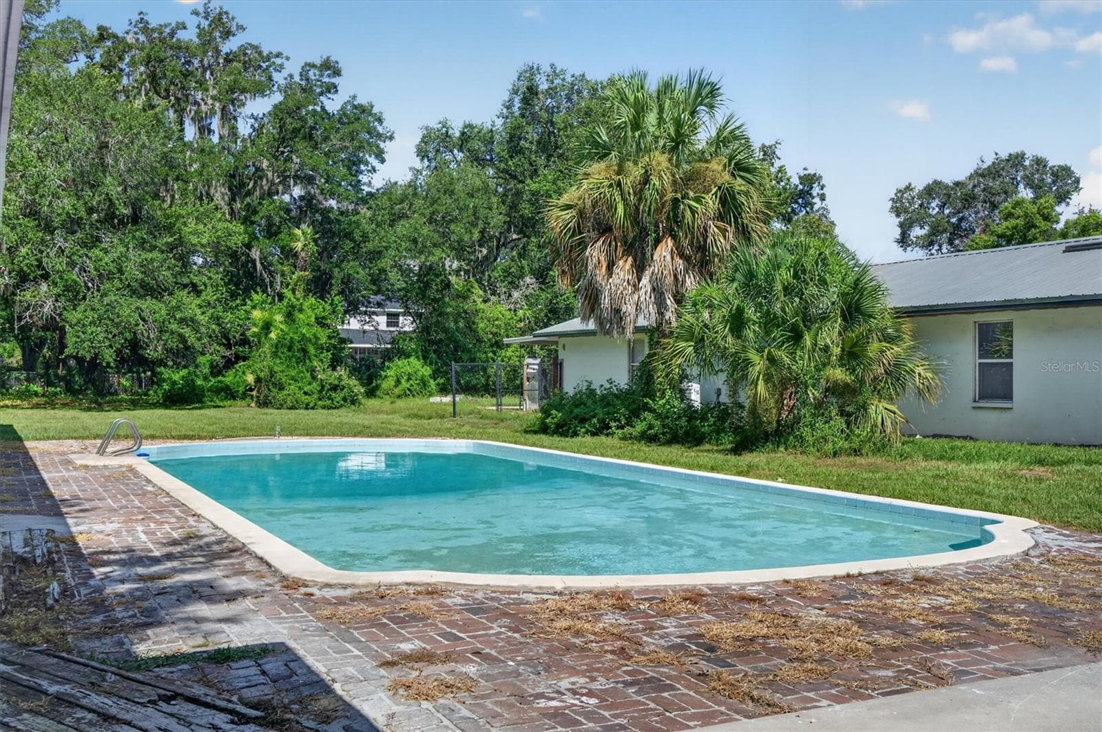 Single Family Residence at 2305 NEW JERSEY RD, LAKELAND, photo 39 of 51