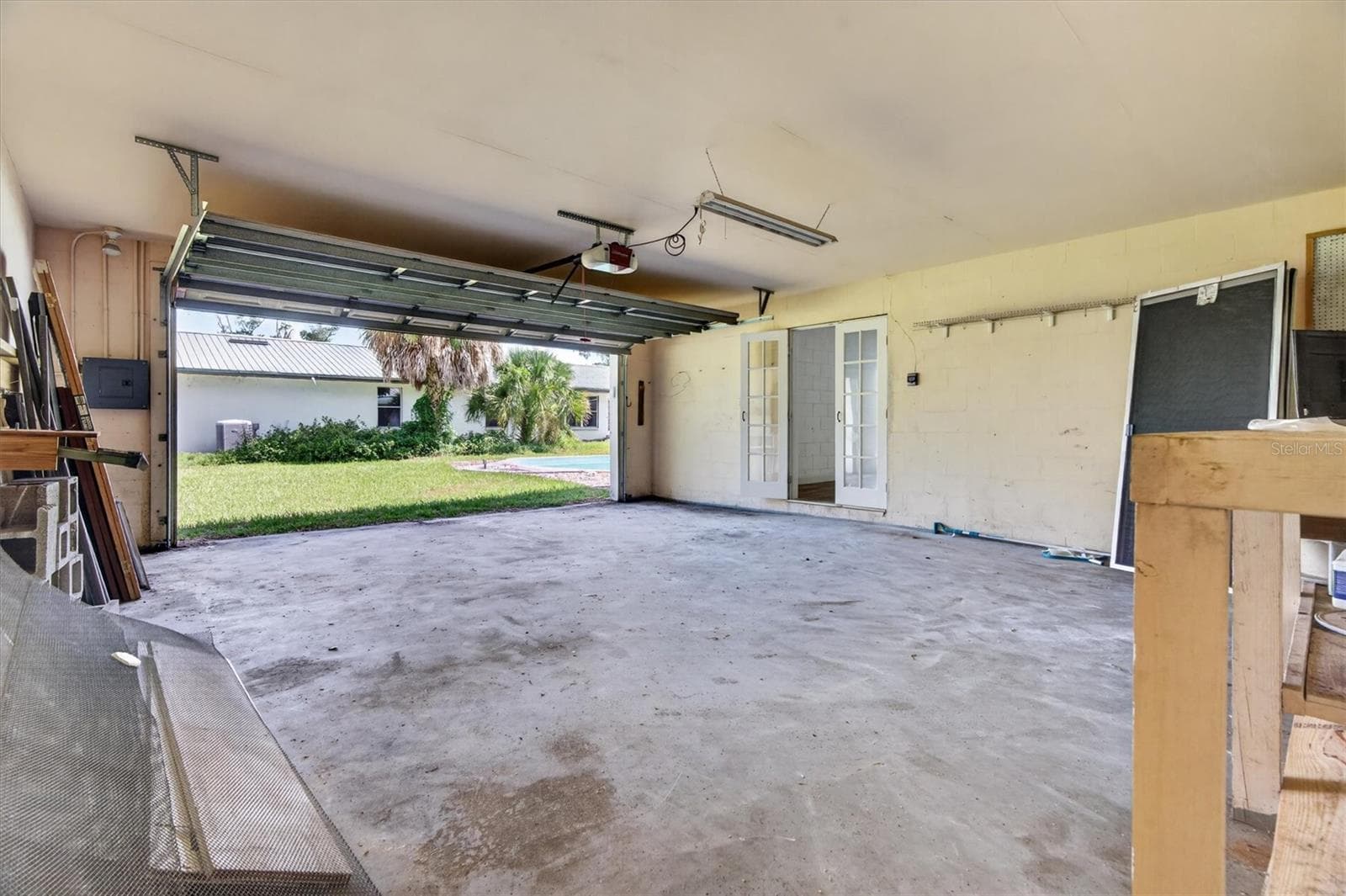 Single Family Residence at 2305 NEW JERSEY RD, LAKELAND, photo 45 of 51