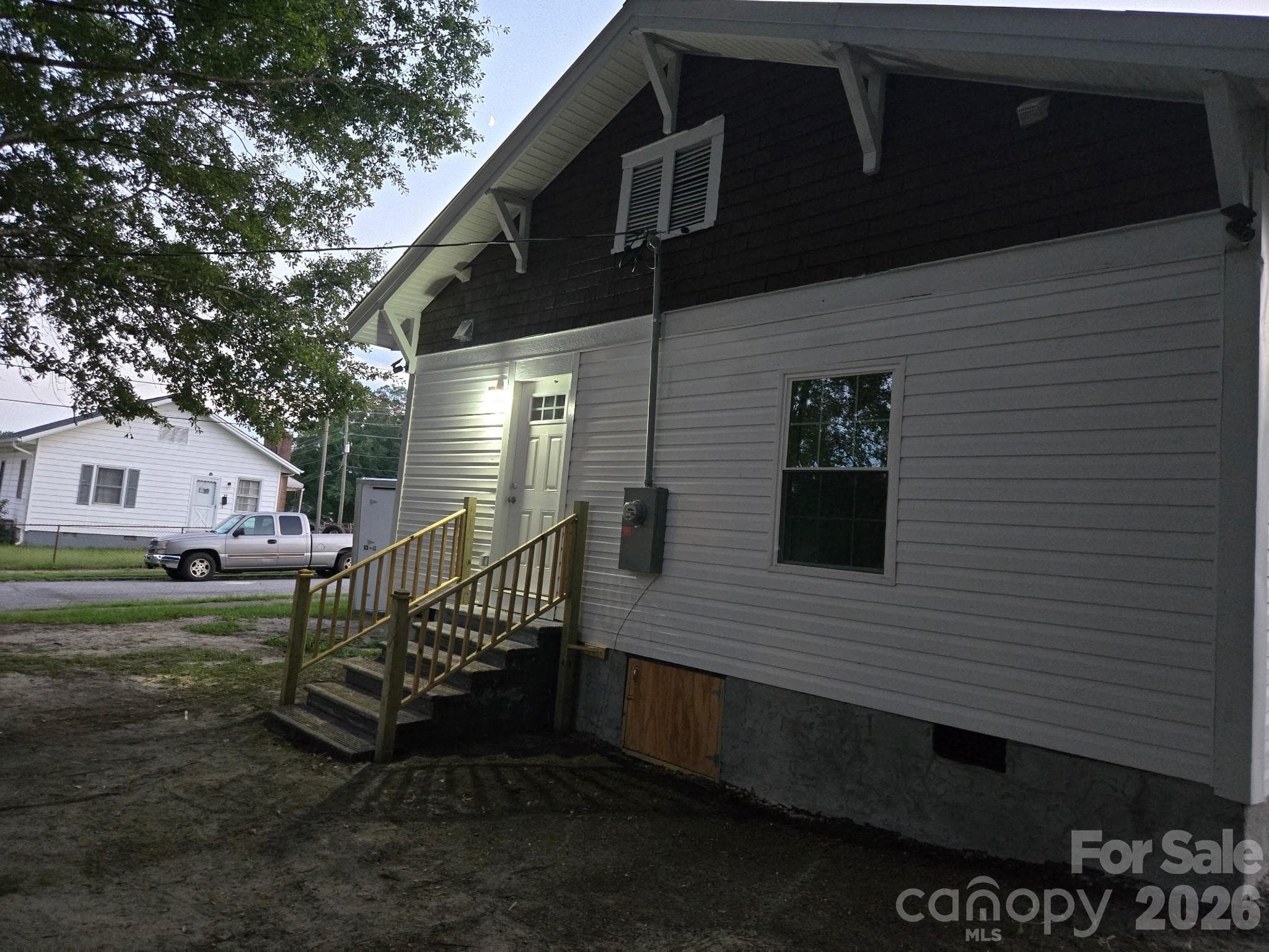 Single Family Residence at 207 Chestnut Street, Gaffney, photo 10 of 13