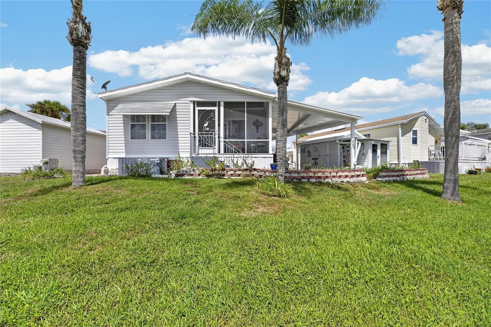 370 CITRUS RIDGE DR