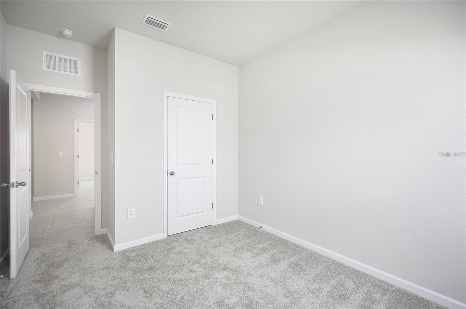 Single Family Residence at 16873 CASTORO DR, PORT CHARLOTTE, photo 17 of 42