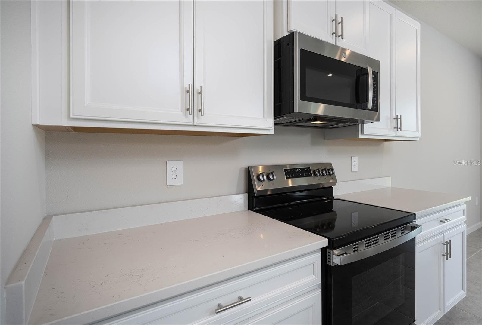 Single Family Residence at 16873 CASTORO DR, PORT CHARLOTTE, photo 21 of 42