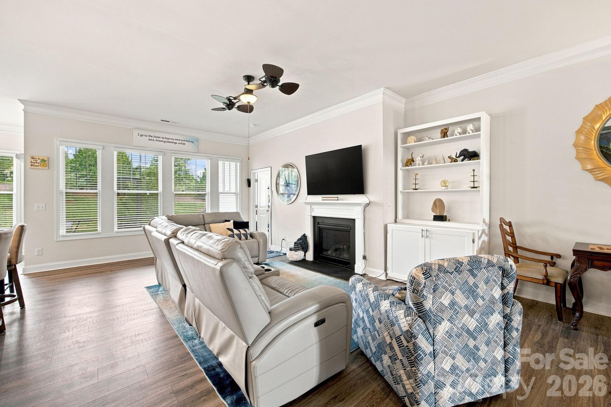 living room - 354 Secretariat Drive, Iron Station