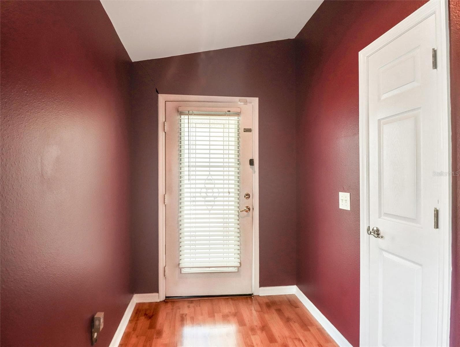 Foyer Entrance - 7515 TERRACE RIVER DR, TEMPLE TERRACE