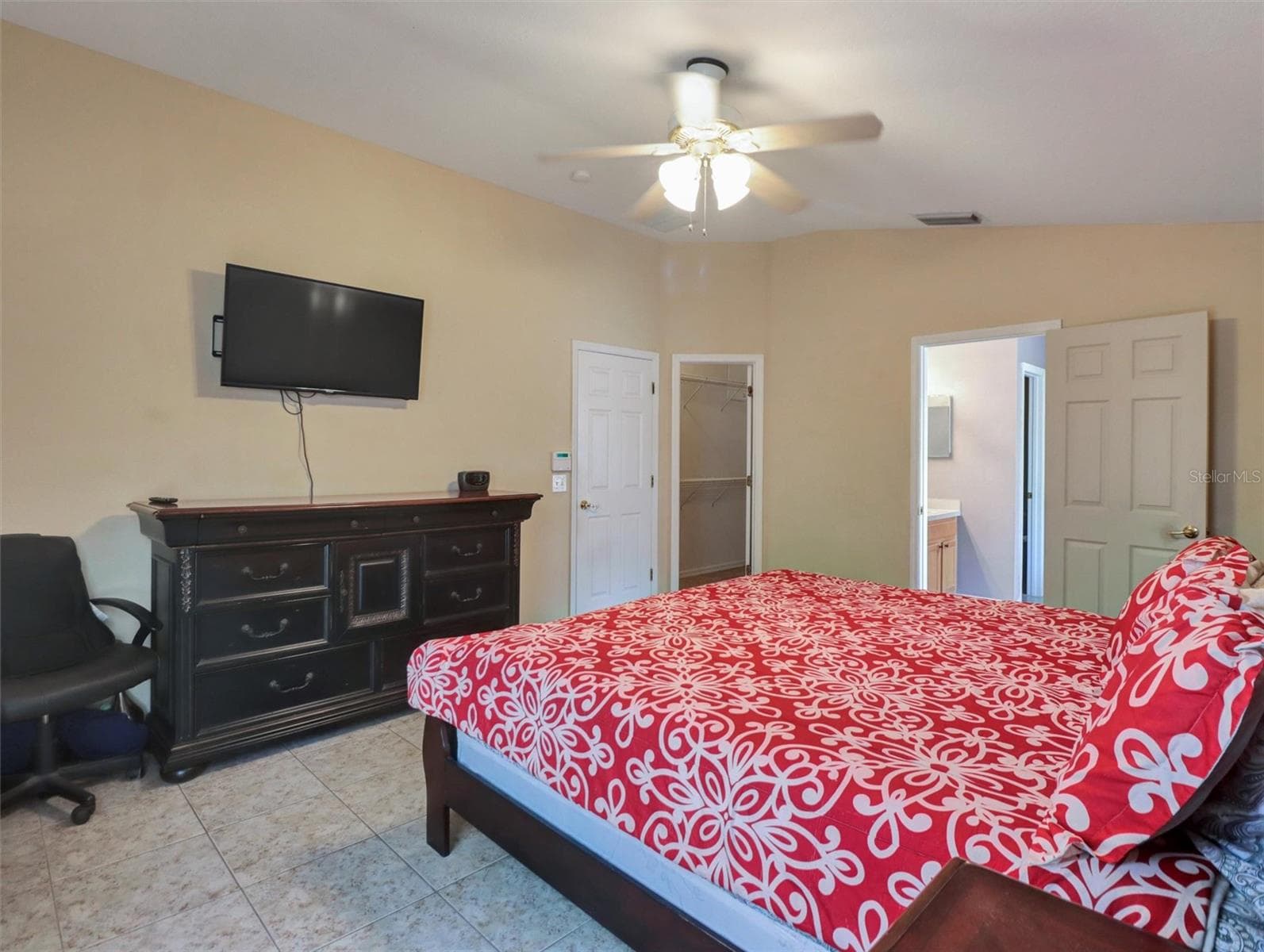 Master bedroom - 7515 TERRACE RIVER DR, TEMPLE TERRACE