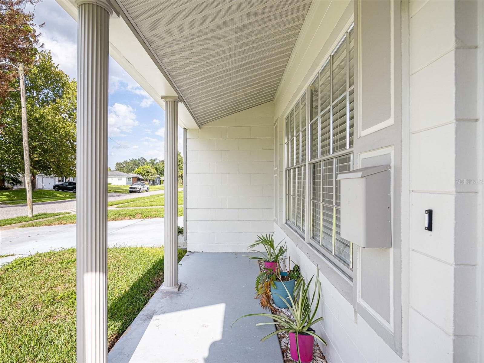 Single Family Residence at 620 BURKE ST, ALTAMONTE SPRINGS, photo 2 of 26
