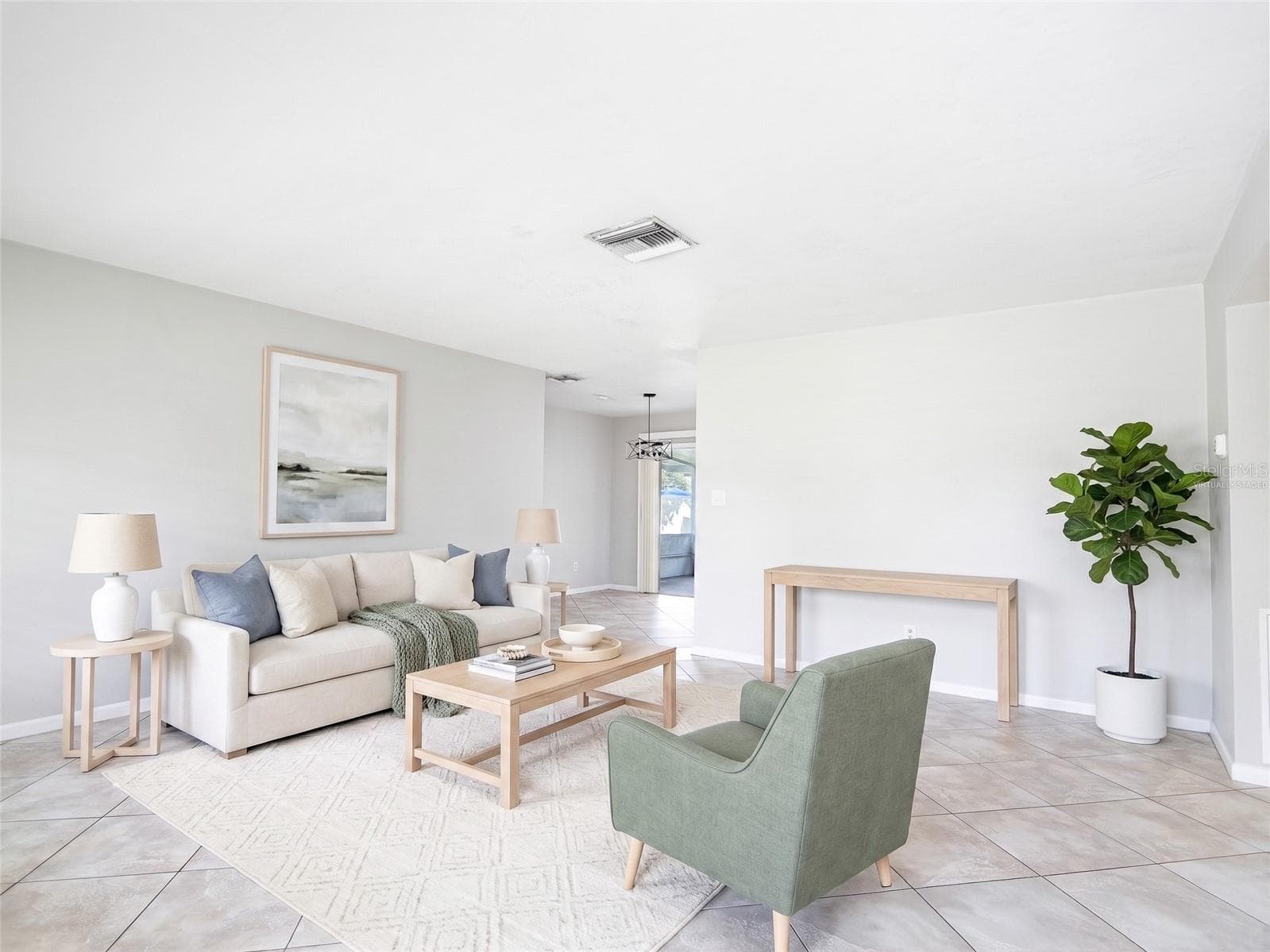 Virtually Staged - 620 BURKE ST, ALTAMONTE SPRINGS
