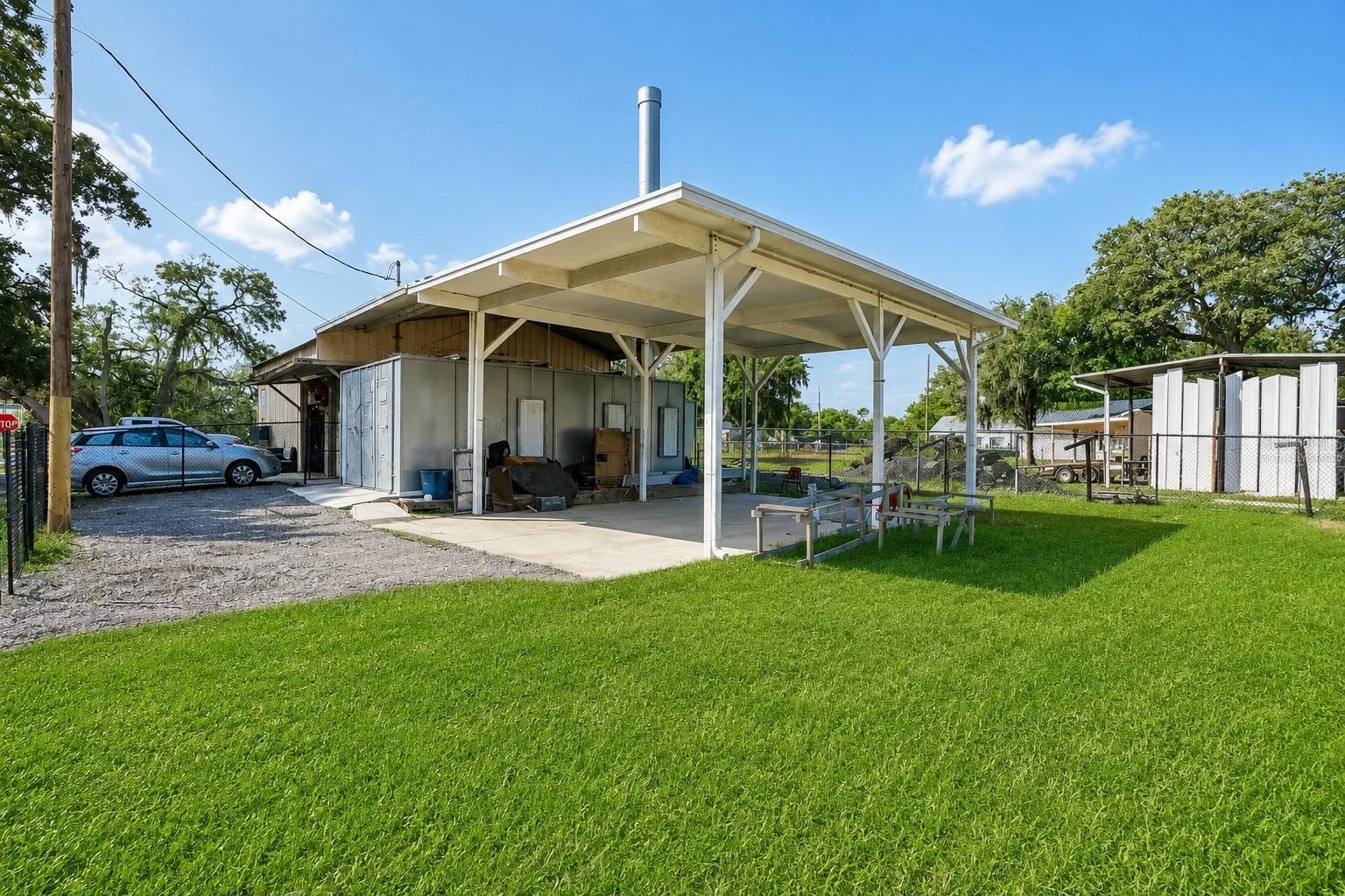 Virtually Staged- - 10 BARRY AVE, MASCOTTE