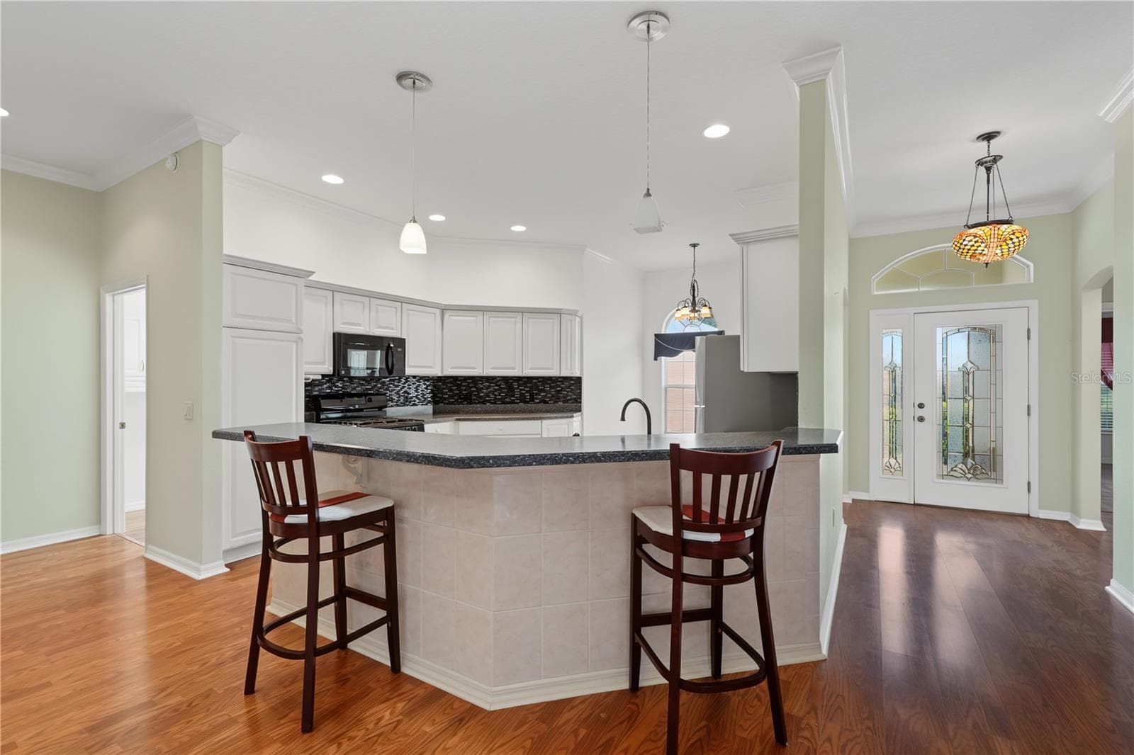 Single Family Residence at 556 KINGSTON WAY, THE VILLAGES, photo 5 of 38
