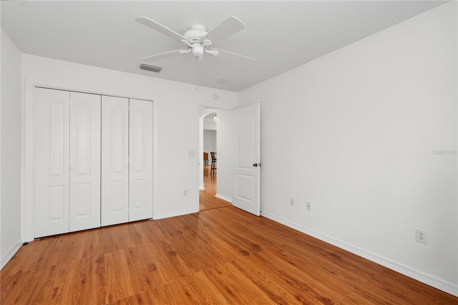 Single Family Residence at 556 KINGSTON WAY, THE VILLAGES, photo 22 of 38