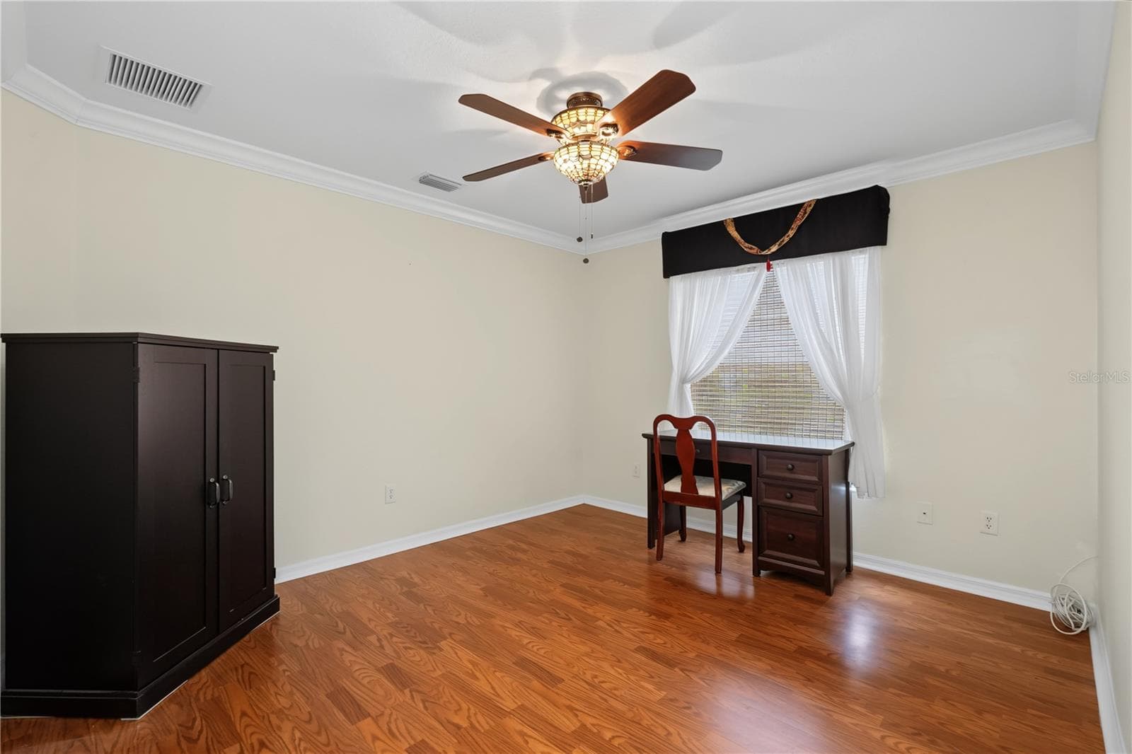 Single Family Residence at 556 KINGSTON WAY, THE VILLAGES, photo 24 of 38