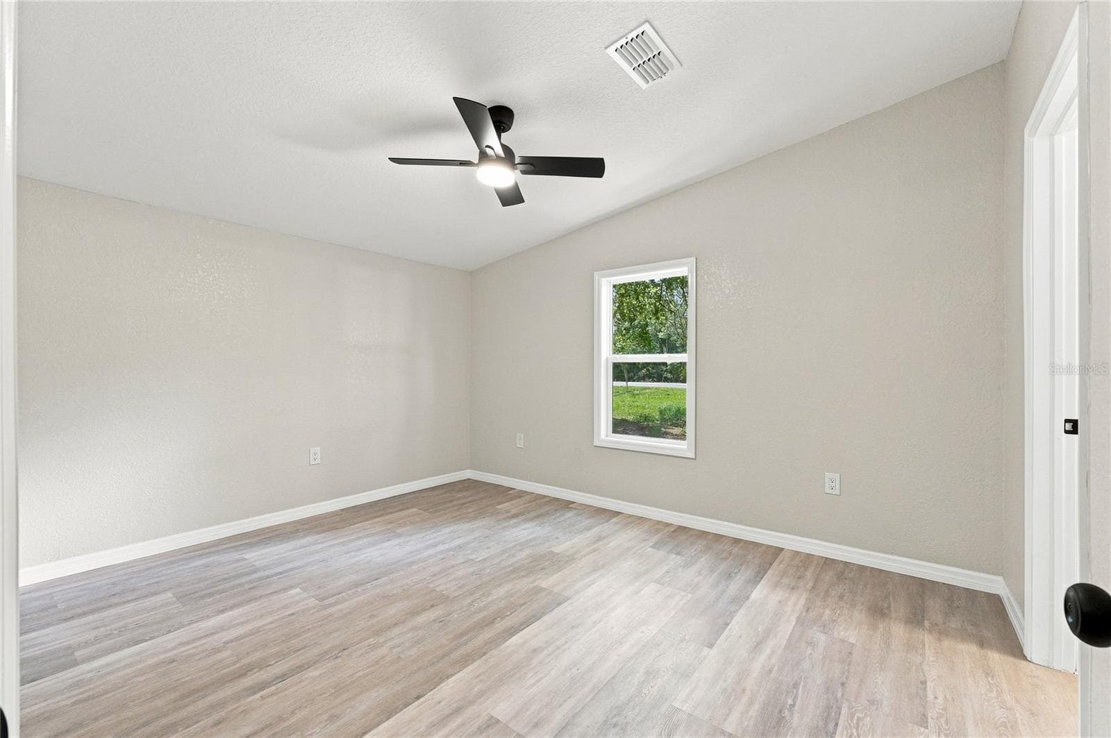 Manufactured Home at 3803 TIMBER PATH, LAKELAND, photo 15 of 27