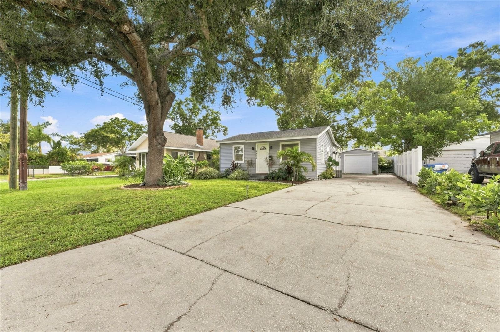Single Family Residence at 4819 20TH ST N, ST PETERSBURG, photo 2 of 34