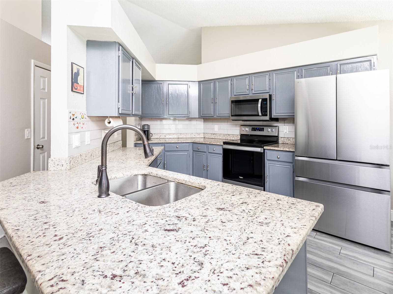 Single Family Residence at 2540 ROLLING BROAK DR, ORLANDO, photo 9 of 54