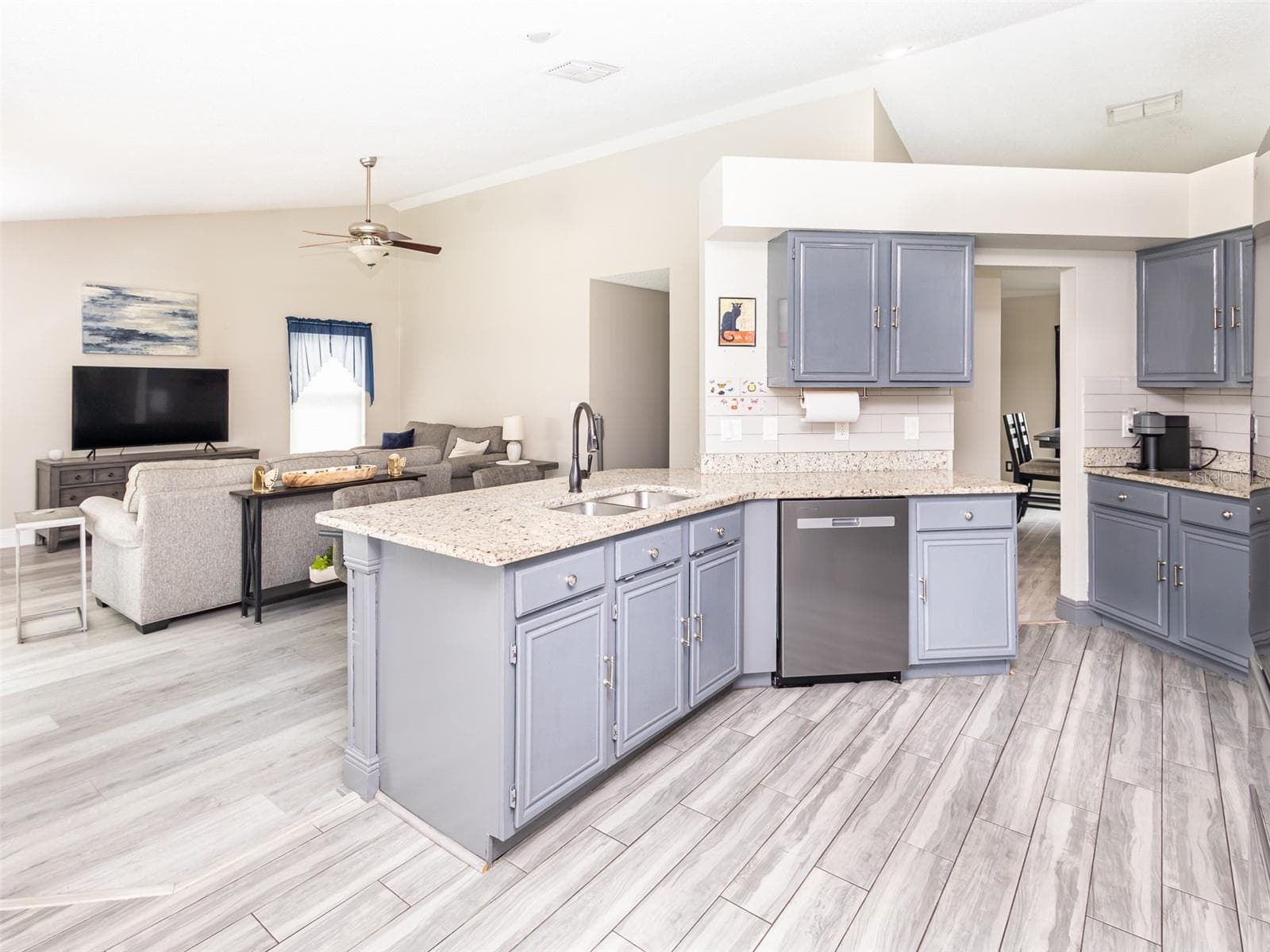 Single Family Residence at 2540 ROLLING BROAK DR, ORLANDO, photo 10 of 54