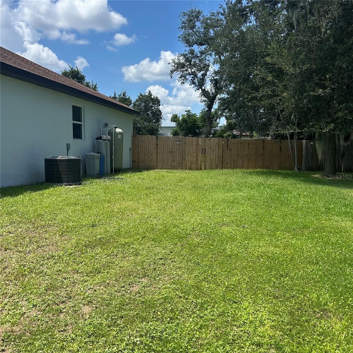 Single Family Residence at 1462 5TH AVE, DELAND, photo 5 of 30