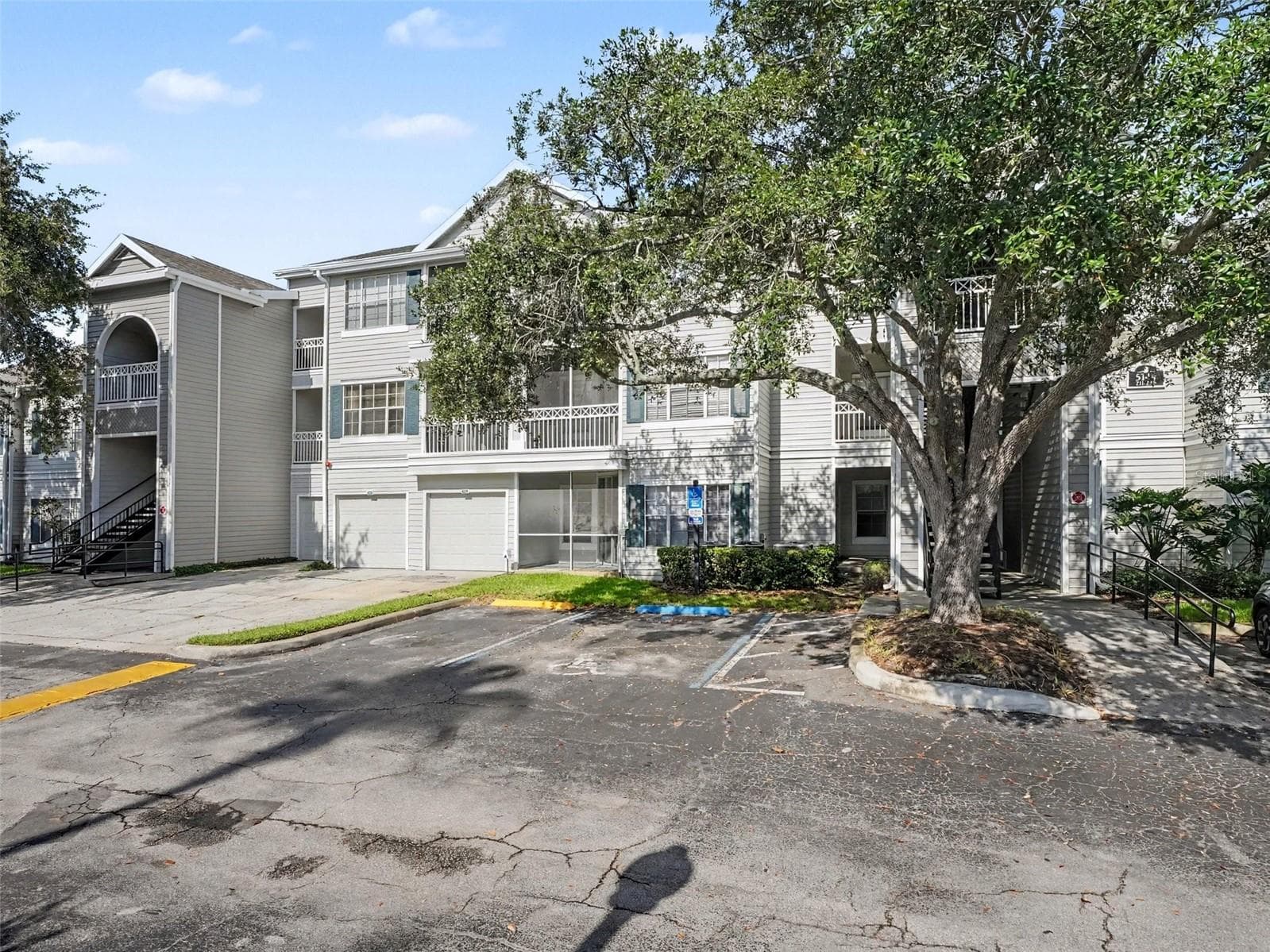 Condominium at 5144 CITY ST #233, ORLANDO, photo 7 of 33
