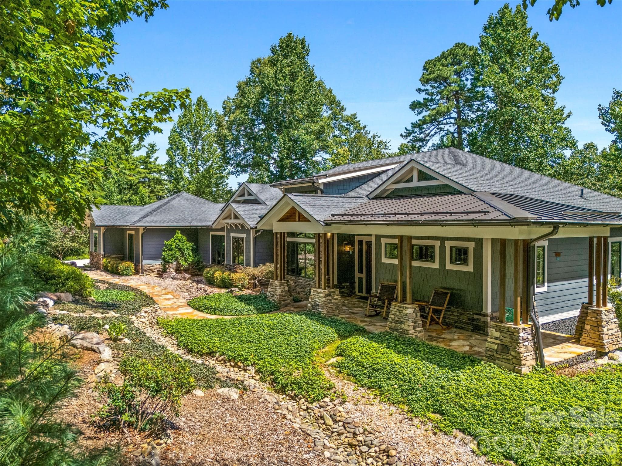 Single Family Residence at 72 Dusky Court, Hendersonville, photo 2 of 48