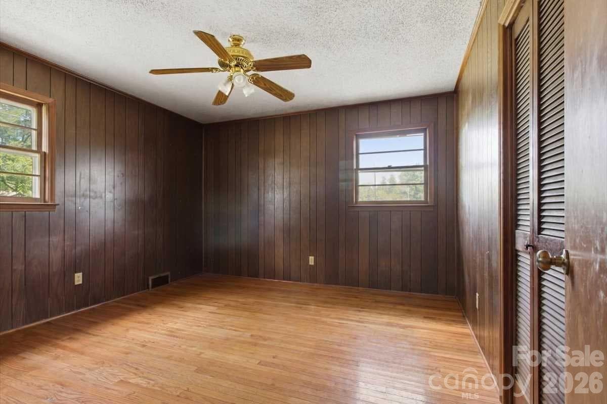 Single Family Residence at 990 Colonial Drive, China Grove, photo 17 of 25